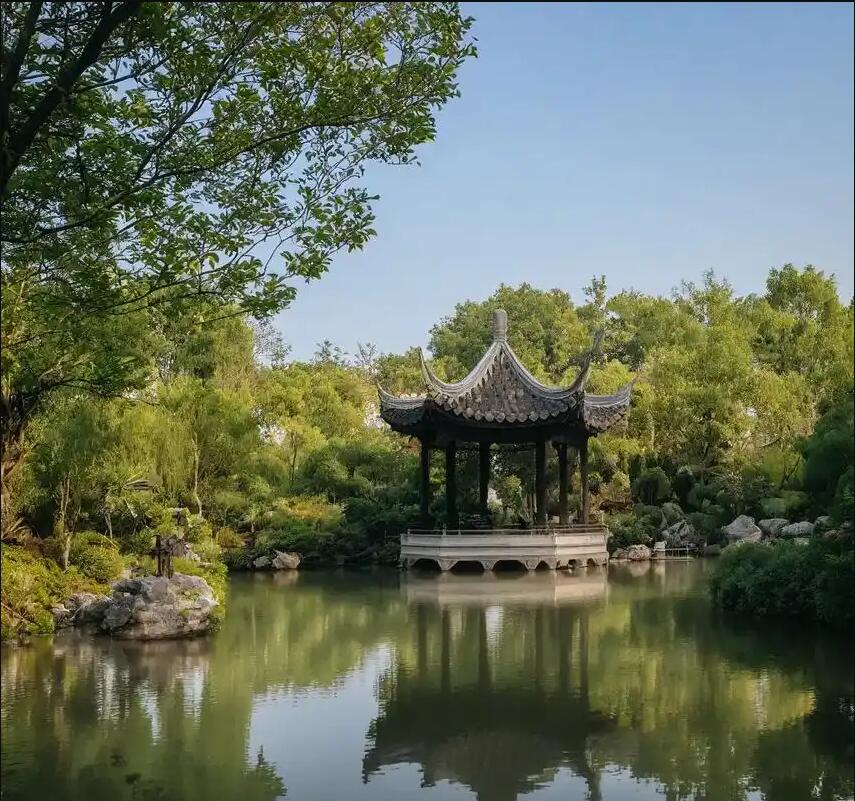 重庆访烟餐饮有限公司